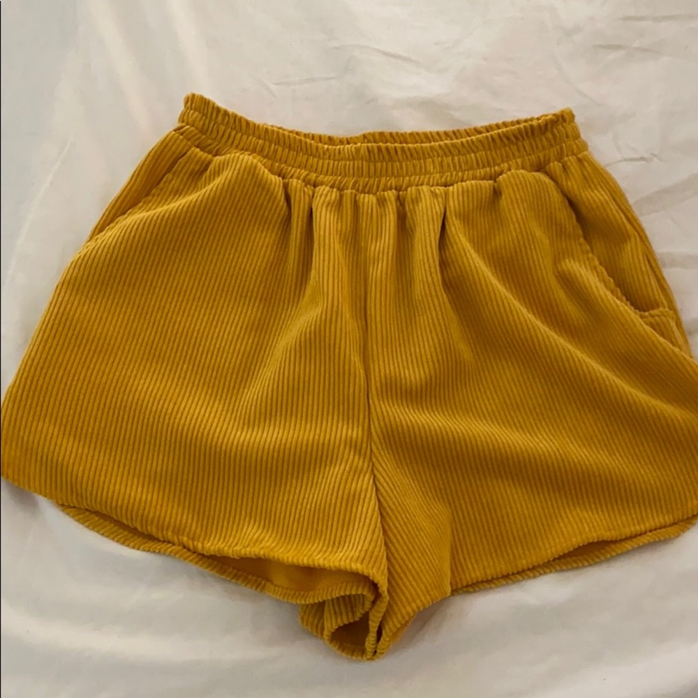 Wild Fable- high waisted shorts